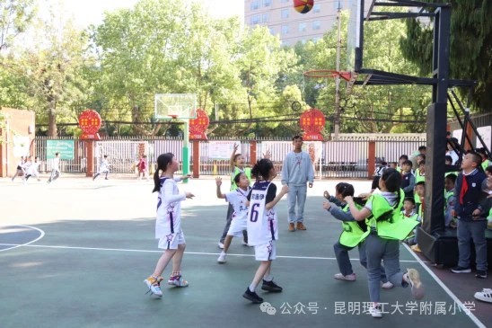 大学生篮球社团如何引入智能情感技术_2
